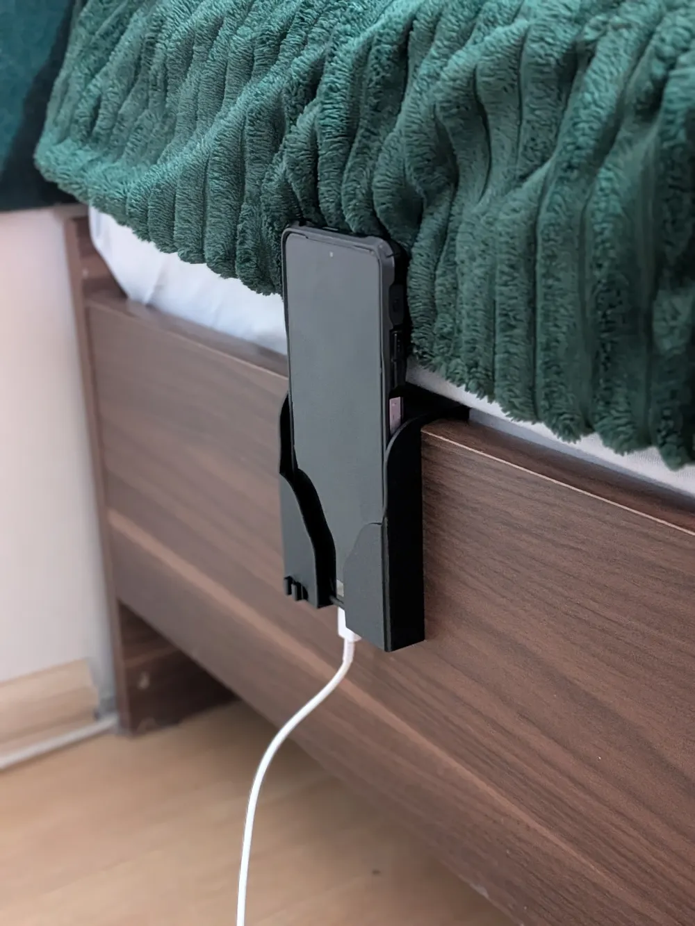 Support de Téléphone de Chevet - Accrochable au Cadre de Lit